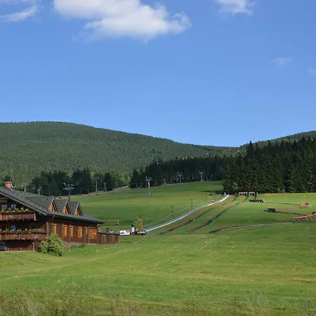 Haltmar Apartament Ostružná